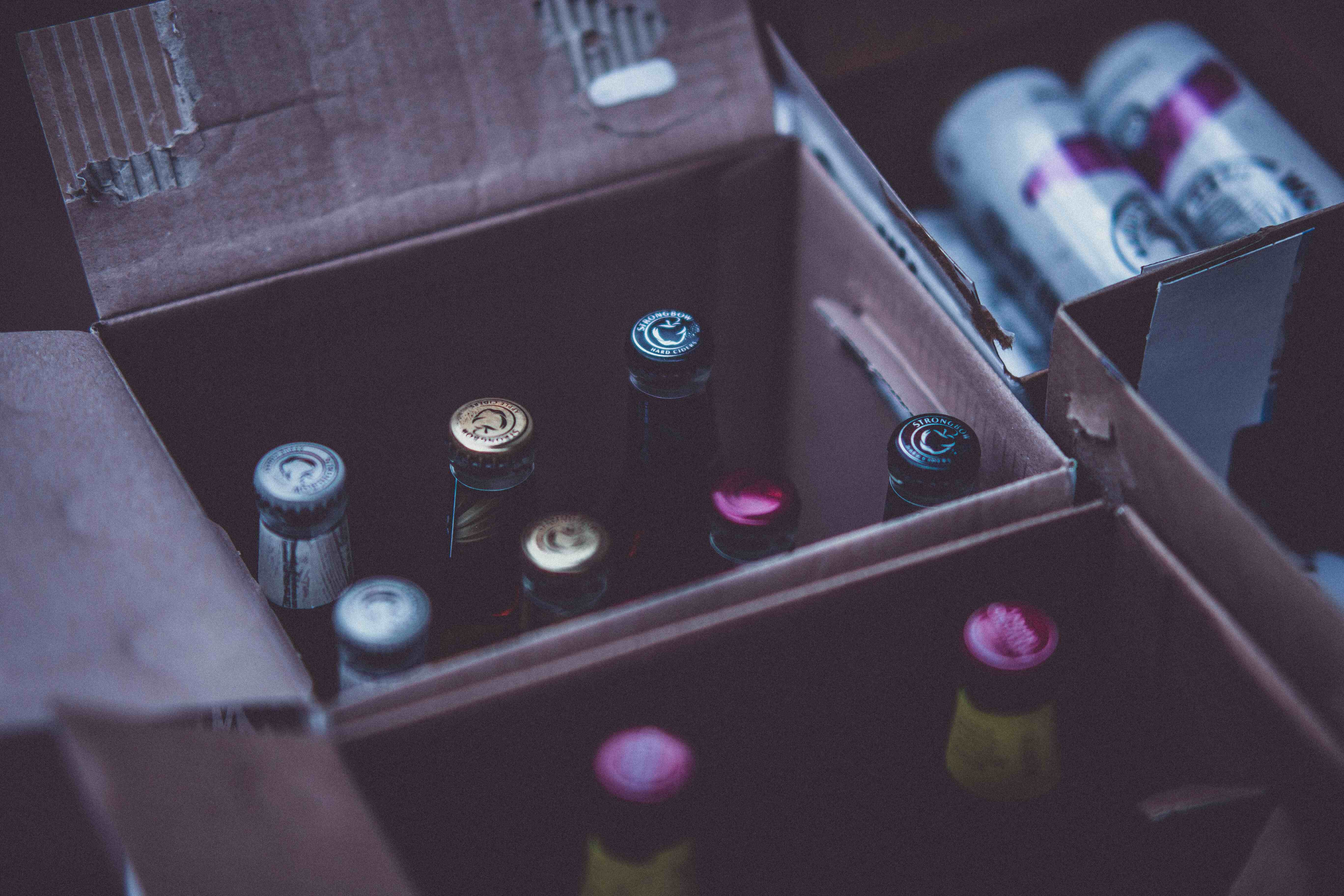 How to Ship Bottles and Cans of Beer by Post or Courier